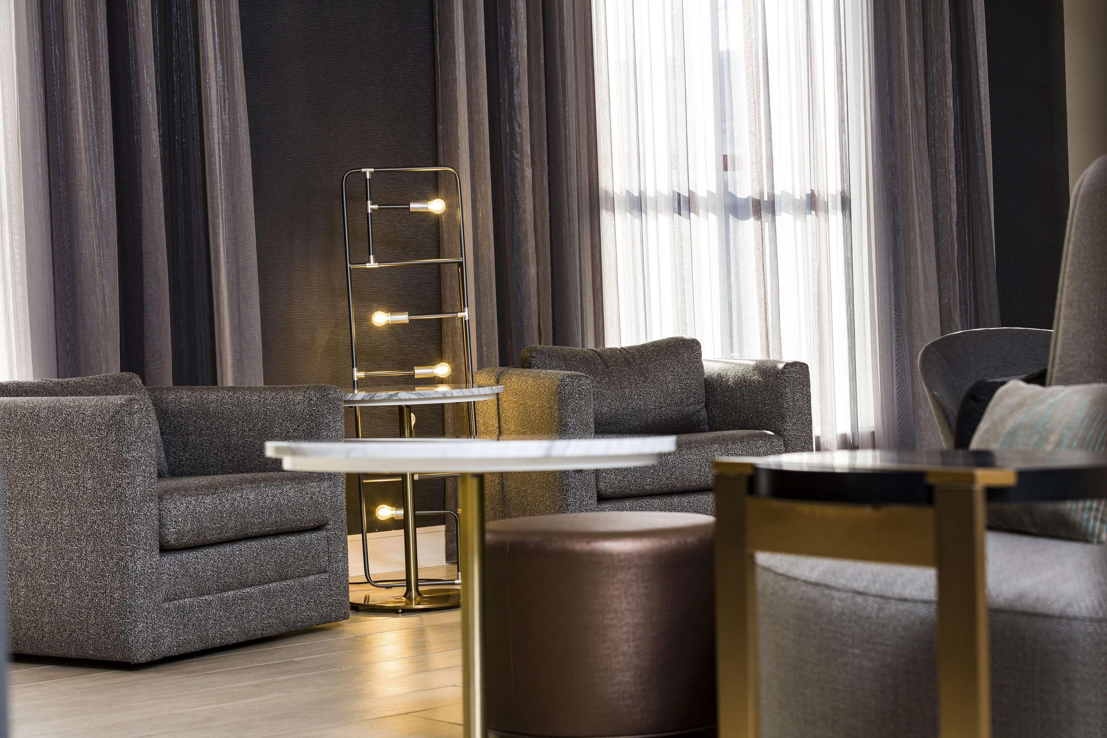 Doubletree By Hilton Boston Logan Airport Chelsea Hotel Dalaman gambar