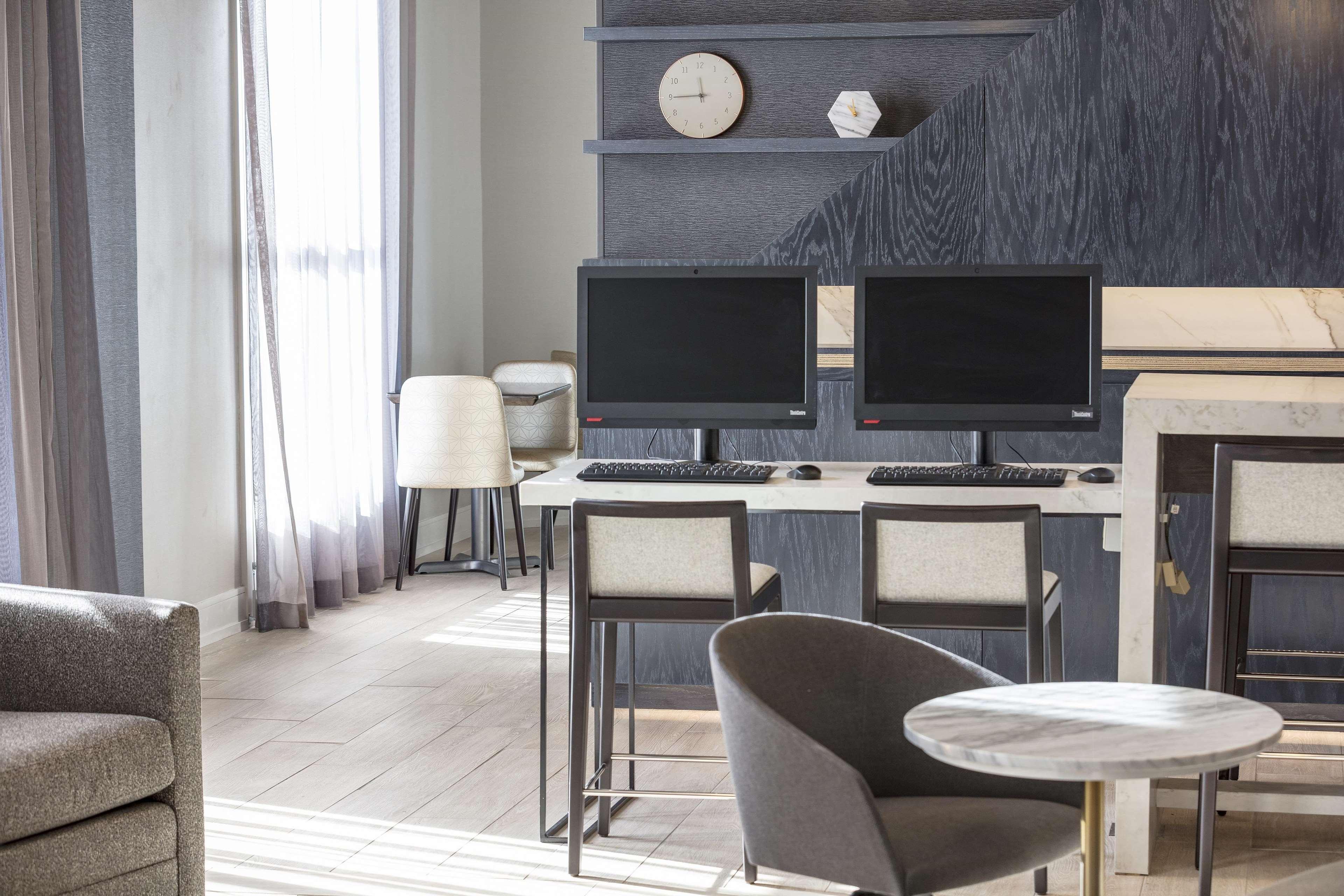 Doubletree By Hilton Boston Logan Airport Chelsea Hotel Kemudahan gambar