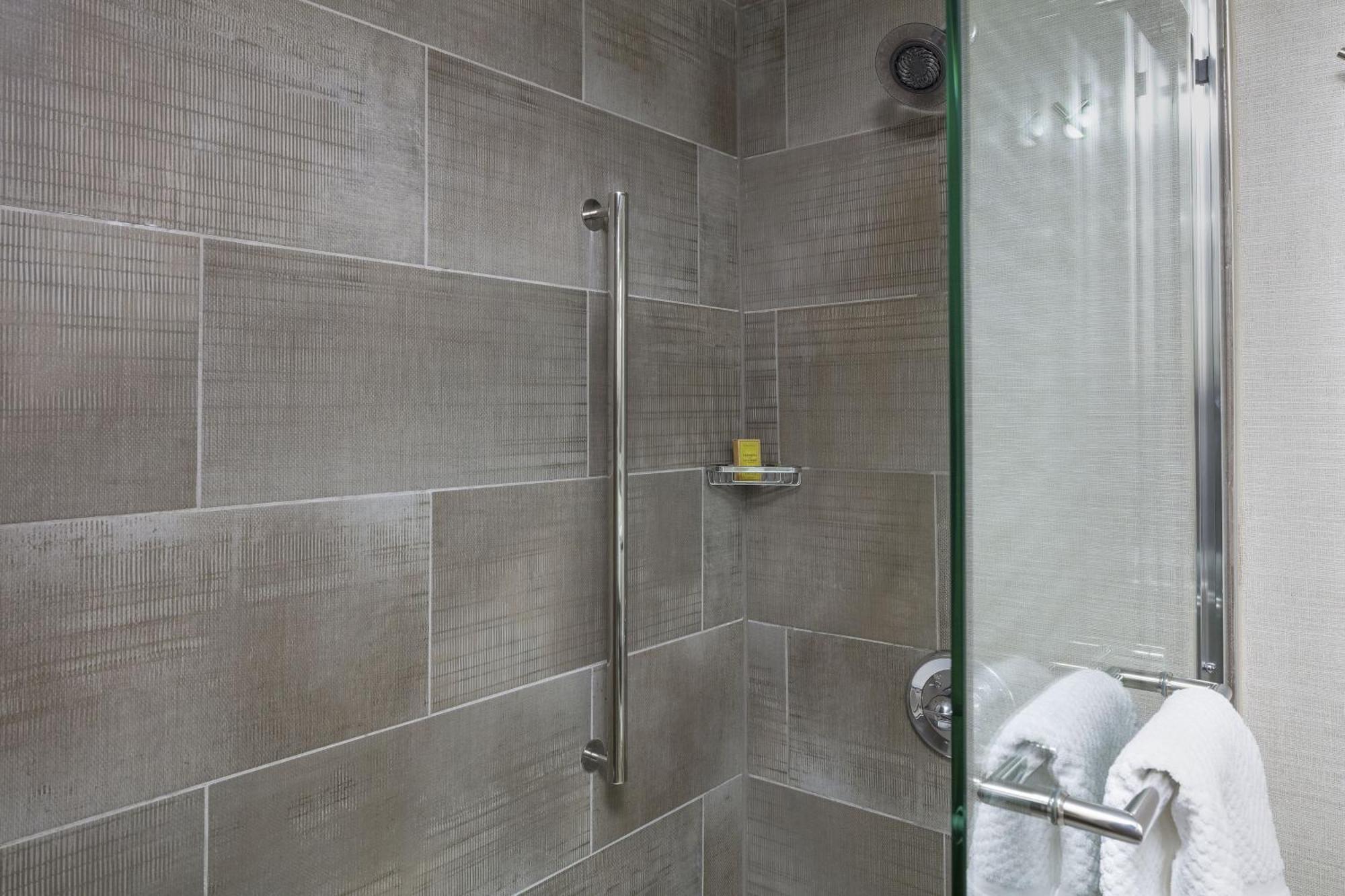 Doubletree By Hilton Boston Logan Airport Chelsea Hotel Luaran gambar